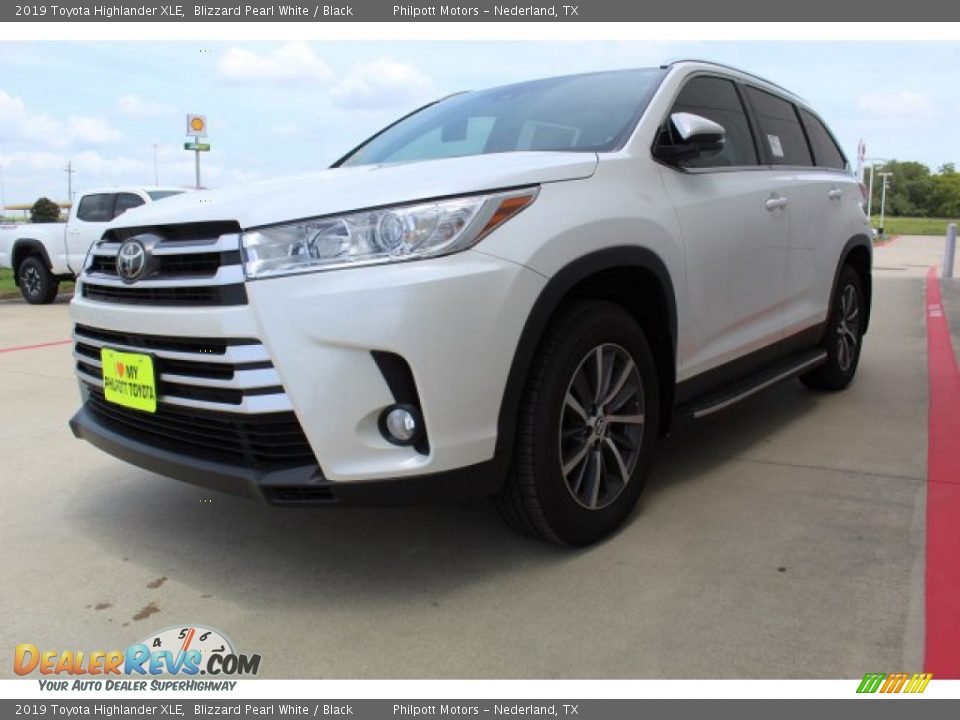 2019 Toyota Highlander XLE Blizzard Pearl White / Black Photo #4