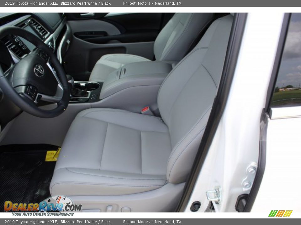 2019 Toyota Highlander XLE Blizzard Pearl White / Black Photo #10