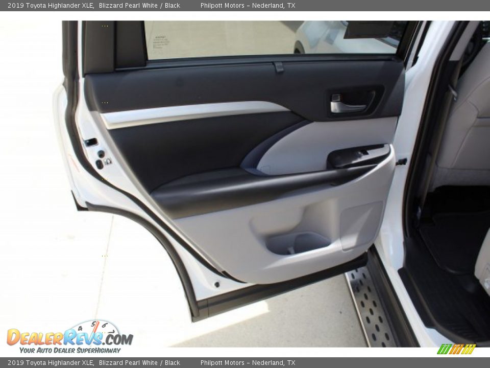 2019 Toyota Highlander XLE Blizzard Pearl White / Black Photo #19