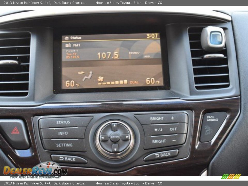 2013 Nissan Pathfinder SL 4x4 Dark Slate / Charcoal Photo #11