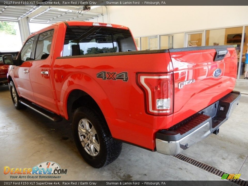 2017 Ford F150 XLT SuperCrew 4x4 Race Red / Earth Gray Photo #9