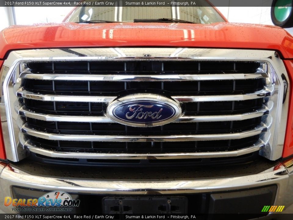 2017 Ford F150 XLT SuperCrew 4x4 Race Red / Earth Gray Photo #12