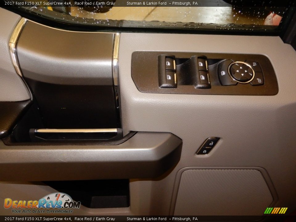 2017 Ford F150 XLT SuperCrew 4x4 Race Red / Earth Gray Photo #20