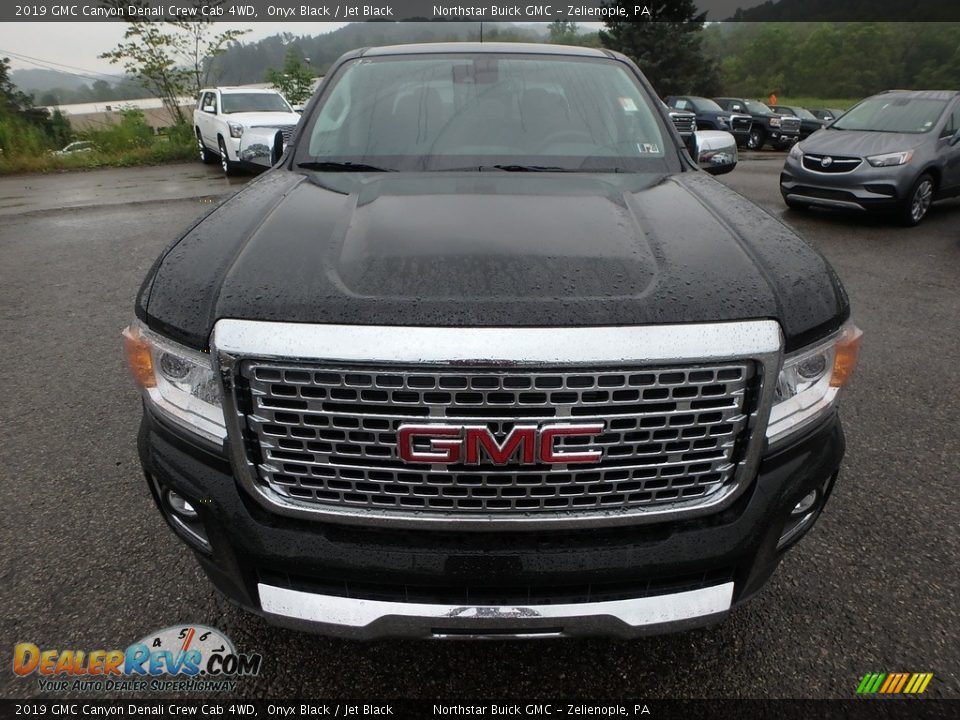 2019 GMC Canyon Denali Crew Cab 4WD Onyx Black / Jet Black Photo #2