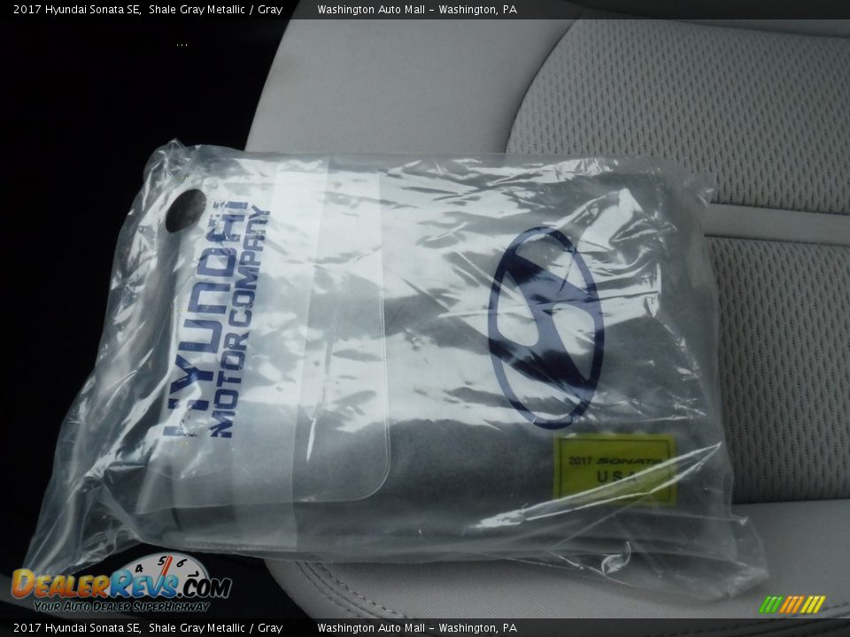 2017 Hyundai Sonata SE Shale Gray Metallic / Gray Photo #22