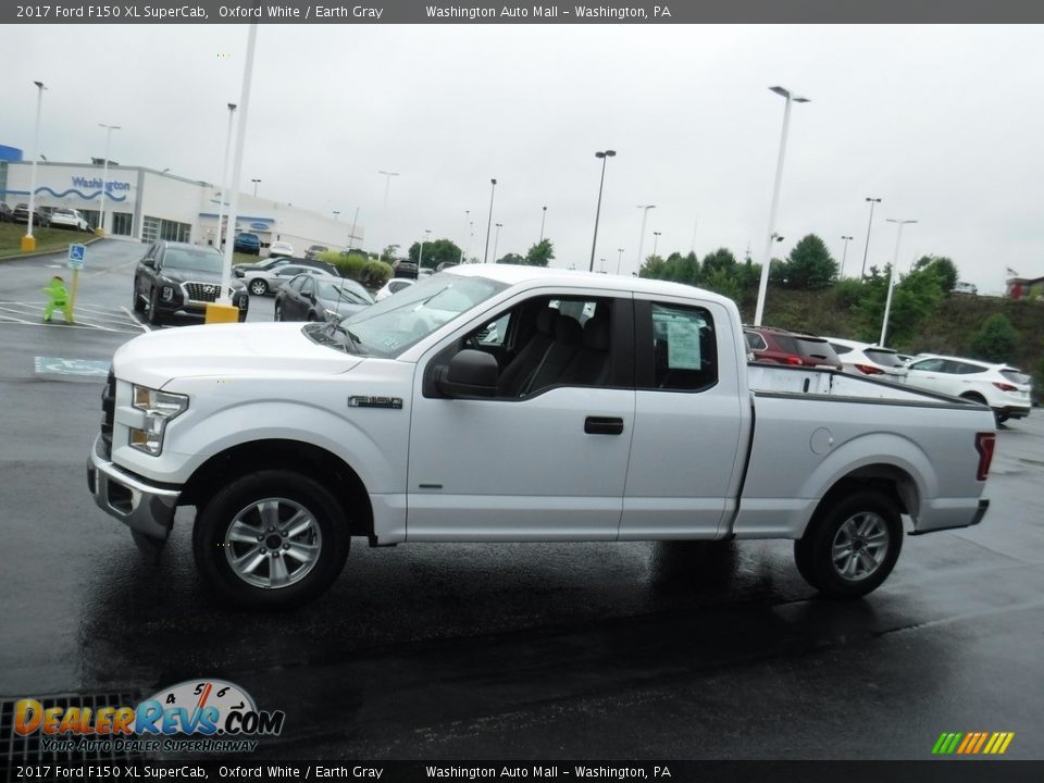 2017 Ford F150 XL SuperCab Oxford White / Earth Gray Photo #6