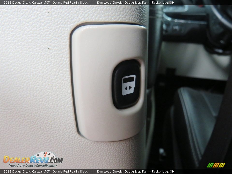 2018 Dodge Grand Caravan SXT Octane Red Pearl / Black Photo #29