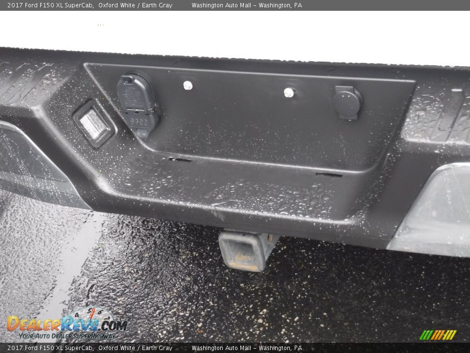 2017 Ford F150 XL SuperCab Oxford White / Earth Gray Photo #10