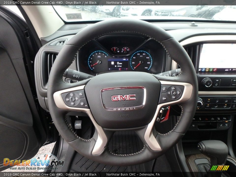 2019 GMC Canyon Denali Crew Cab 4WD Steering Wheel Photo #17