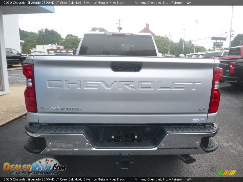 2020 Chevrolet Silverado 2500HD LT Crew Cab 4x4 Silver Ice Metallic / Jet Black Photo #8
