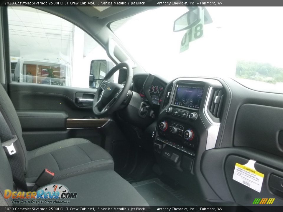 2020 Chevrolet Silverado 2500HD LT Crew Cab 4x4 Silver Ice Metallic / Jet Black Photo #13