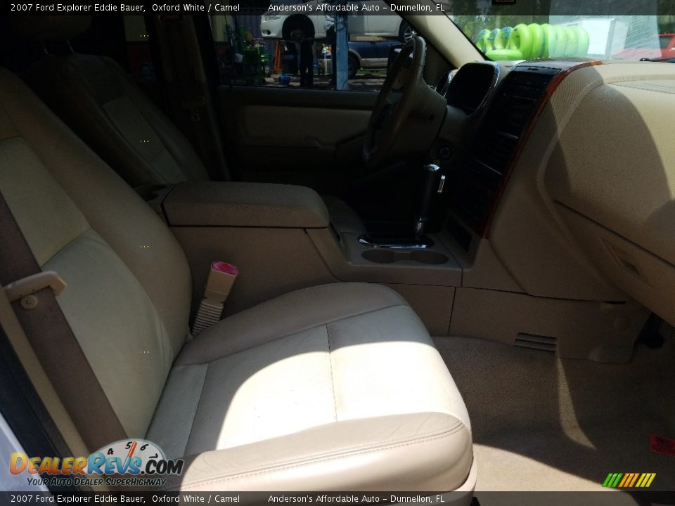2007 Ford Explorer Eddie Bauer Oxford White / Camel Photo #13
