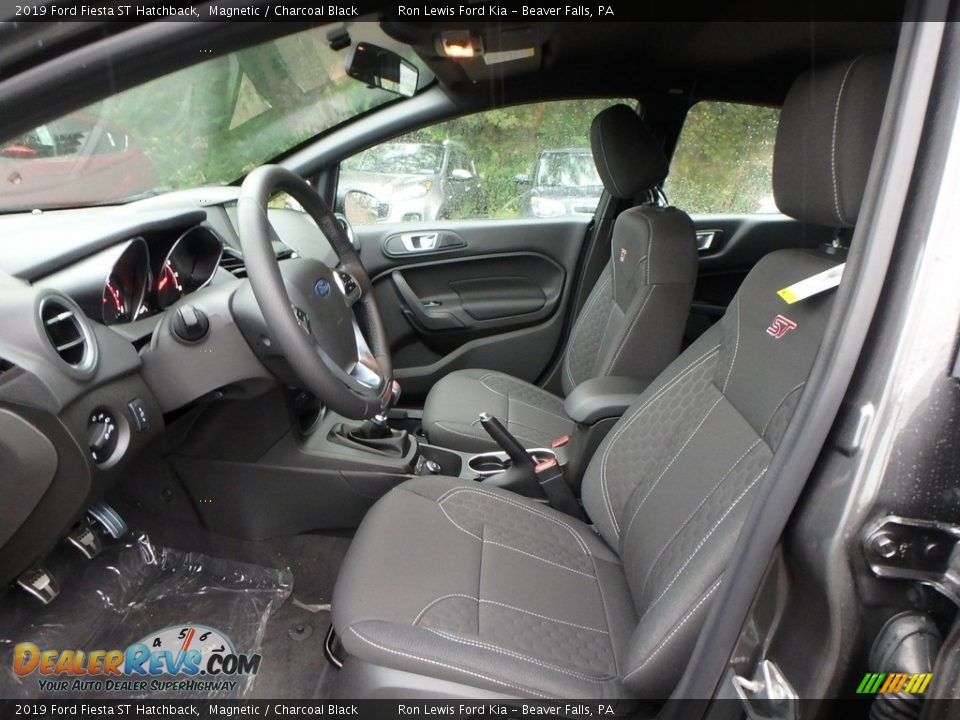 Front Seat of 2019 Ford Fiesta ST Hatchback Photo #13
