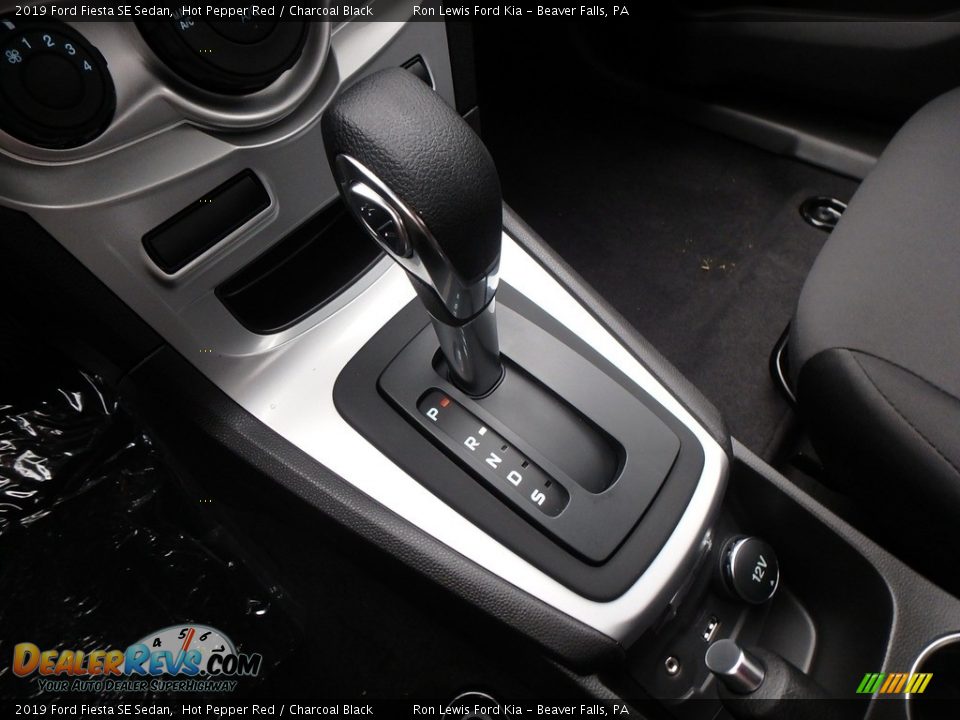 2019 Ford Fiesta SE Sedan Shifter Photo #17