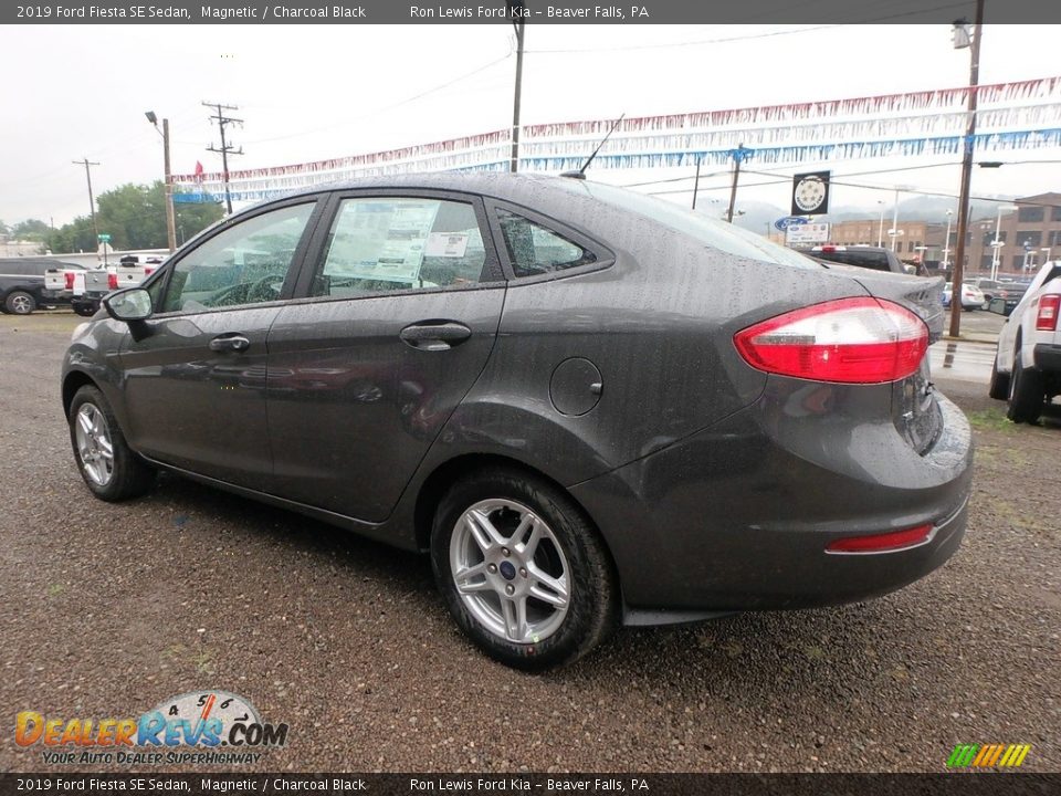 2019 Ford Fiesta SE Sedan Magnetic / Charcoal Black Photo #5