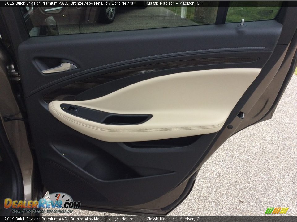Door Panel of 2019 Buick Envision Premium AWD Photo #22