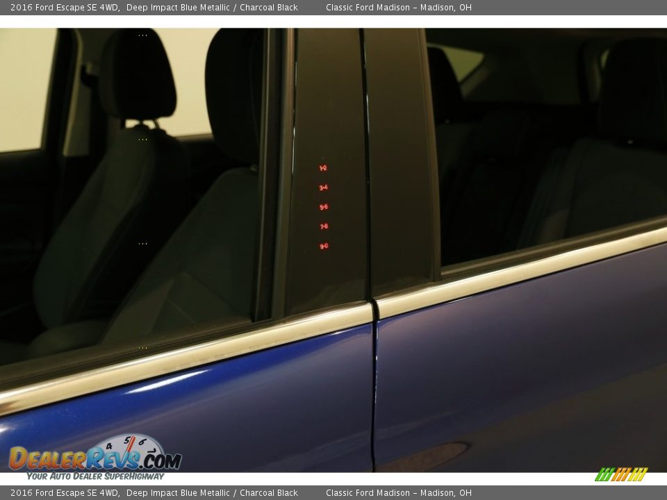2016 Ford Escape SE 4WD Deep Impact Blue Metallic / Charcoal Black Photo #4