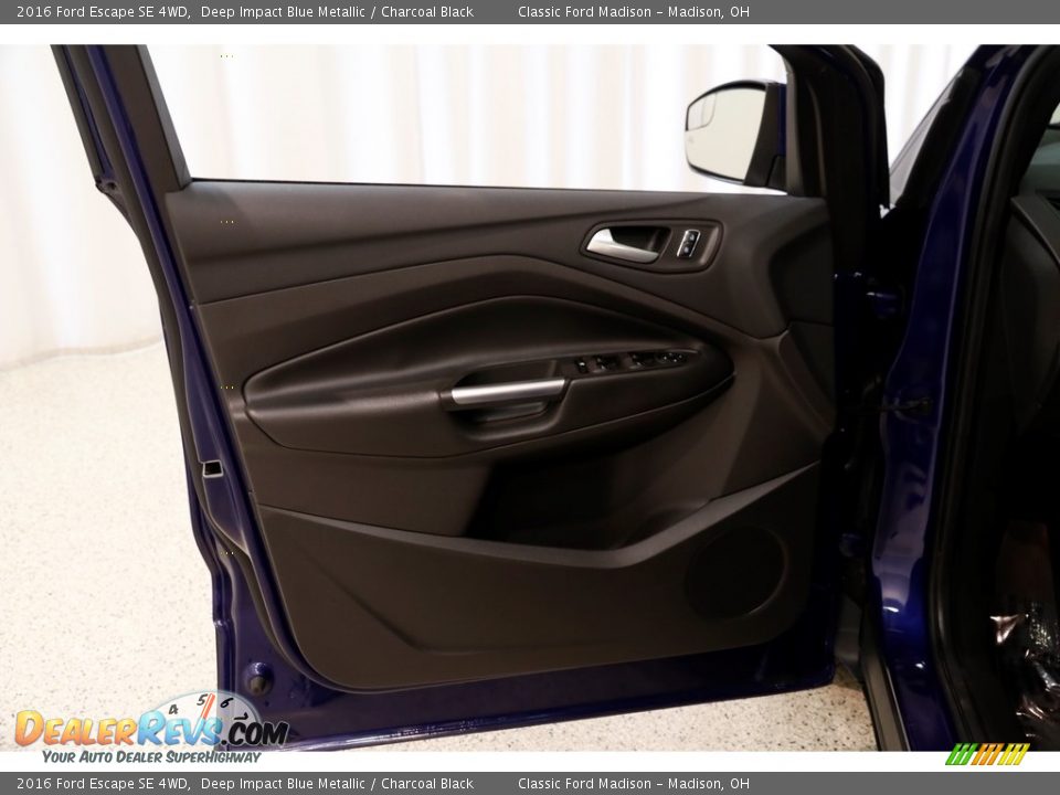 2016 Ford Escape SE 4WD Deep Impact Blue Metallic / Charcoal Black Photo #5