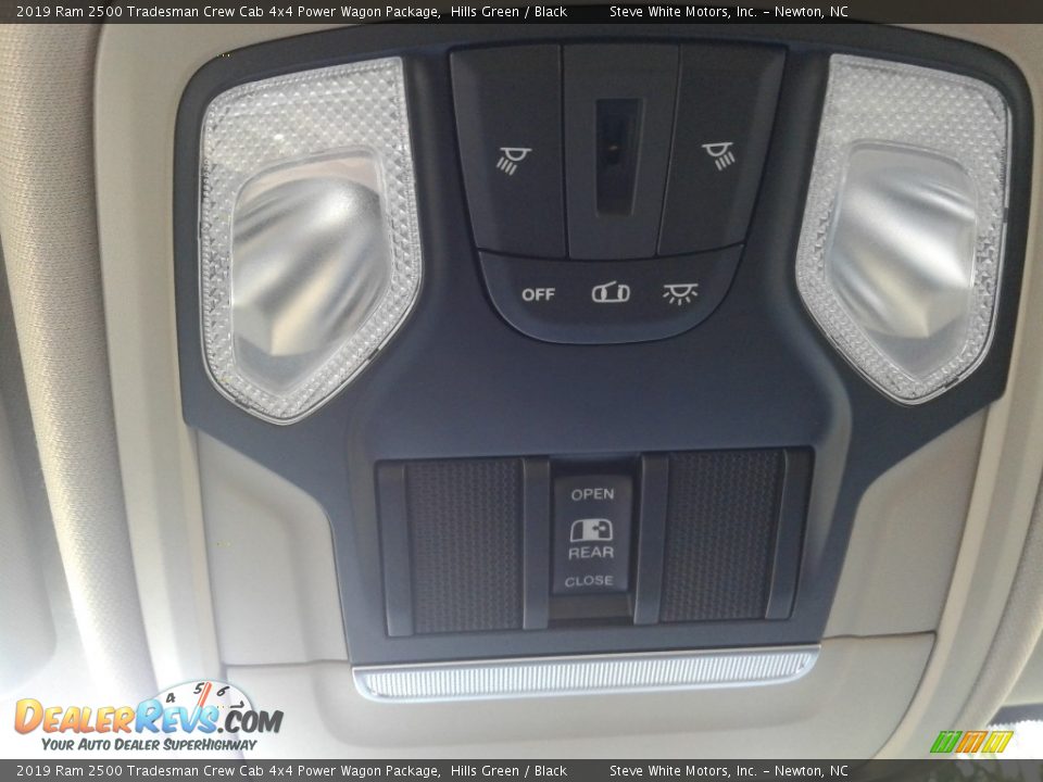 Controls of 2019 Ram 2500 Tradesman Crew Cab 4x4 Power Wagon Package Photo #24