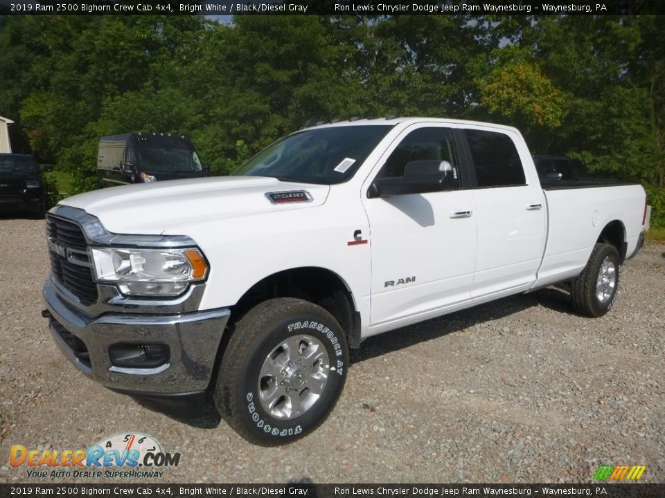 Front 3/4 View of 2019 Ram 2500 Bighorn Crew Cab 4x4 Photo #1