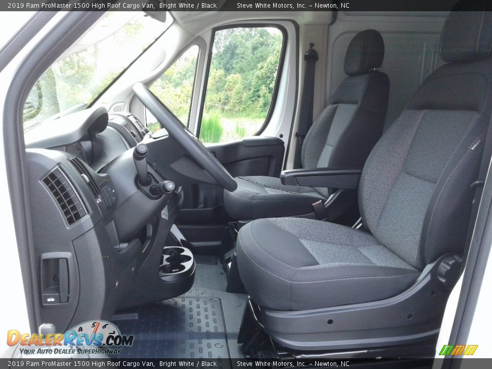 2019 Ram ProMaster 1500 High Roof Cargo Van Bright White / Black Photo #10