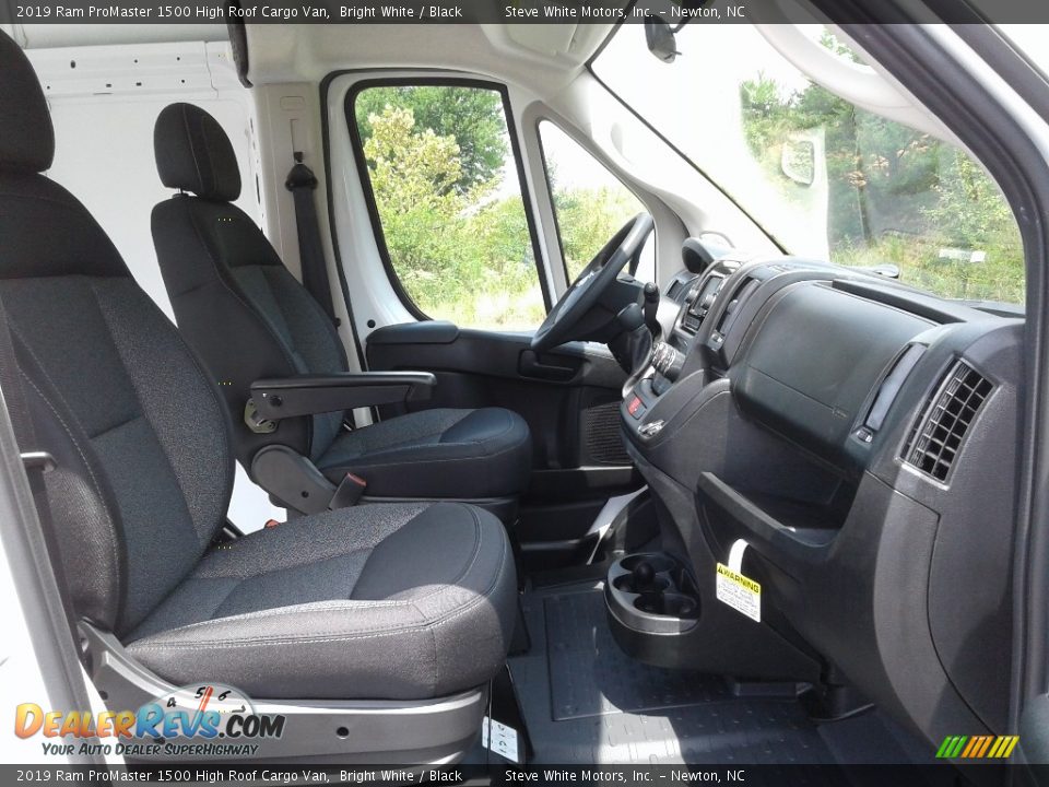 2019 Ram ProMaster 1500 High Roof Cargo Van Bright White / Black Photo #13