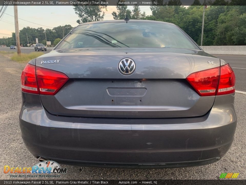 2013 Volkswagen Passat 2.5L SE Platinum Gray Metallic / Titan Black Photo #3