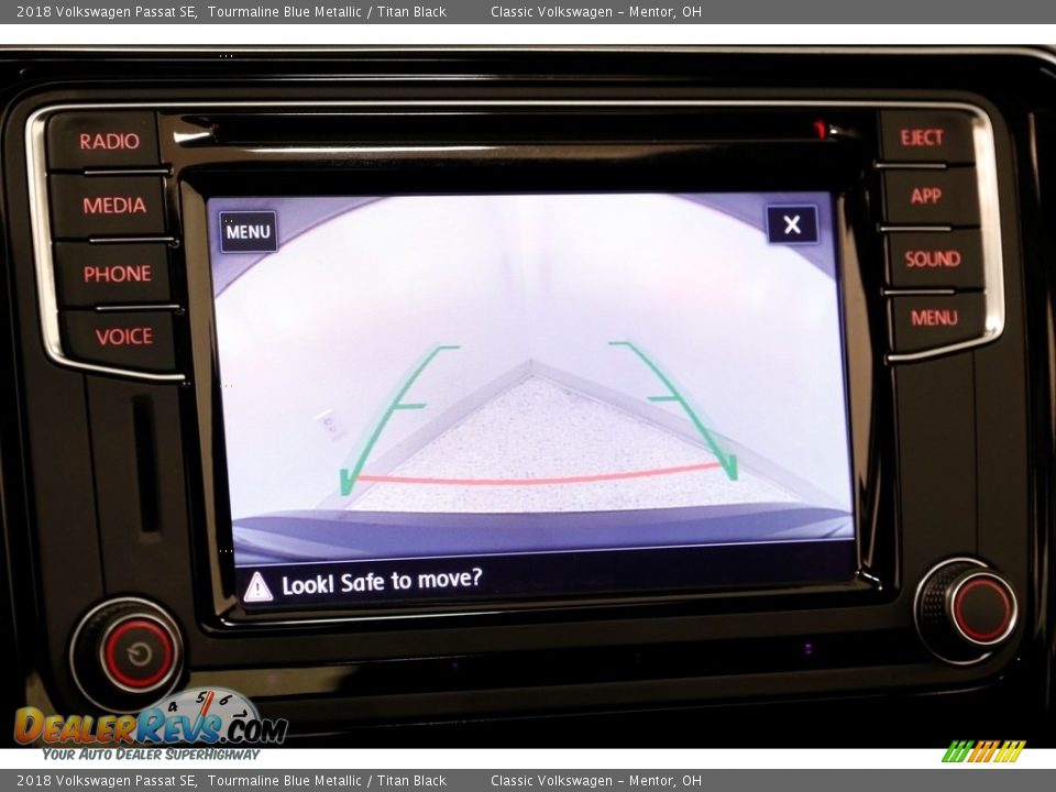 2018 Volkswagen Passat SE Tourmaline Blue Metallic / Titan Black Photo #12