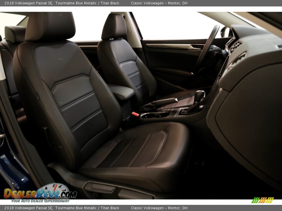 2018 Volkswagen Passat SE Tourmaline Blue Metallic / Titan Black Photo #14