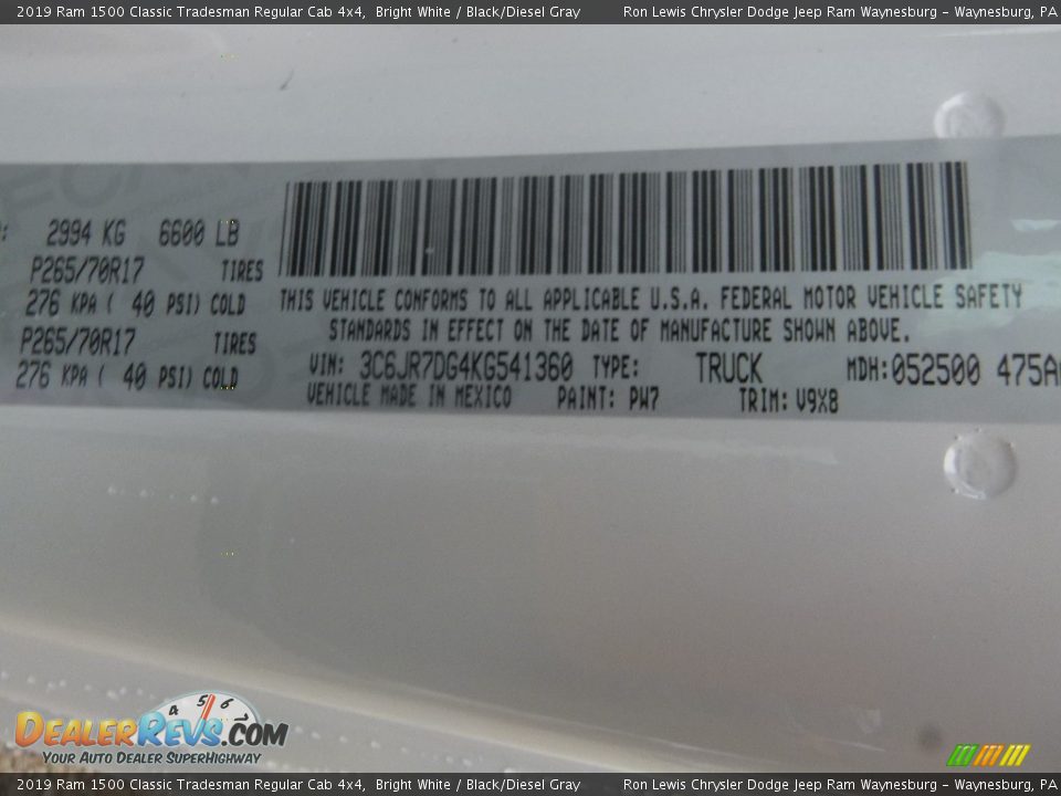 2019 Ram 1500 Classic Tradesman Regular Cab 4x4 Bright White / Black/Diesel Gray Photo #14