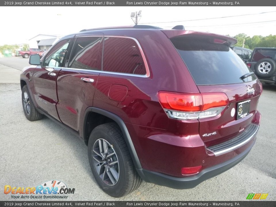 2019 Jeep Grand Cherokee Limited 4x4 Velvet Red Pearl / Black Photo #3