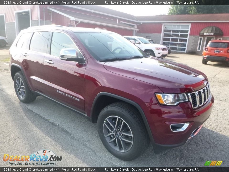 2019 Jeep Grand Cherokee Limited 4x4 Velvet Red Pearl / Black Photo #7