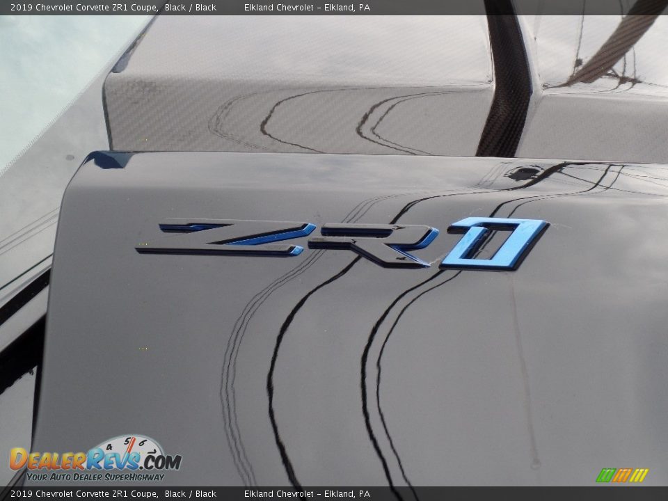 2019 Chevrolet Corvette ZR1 Coupe Logo Photo #16