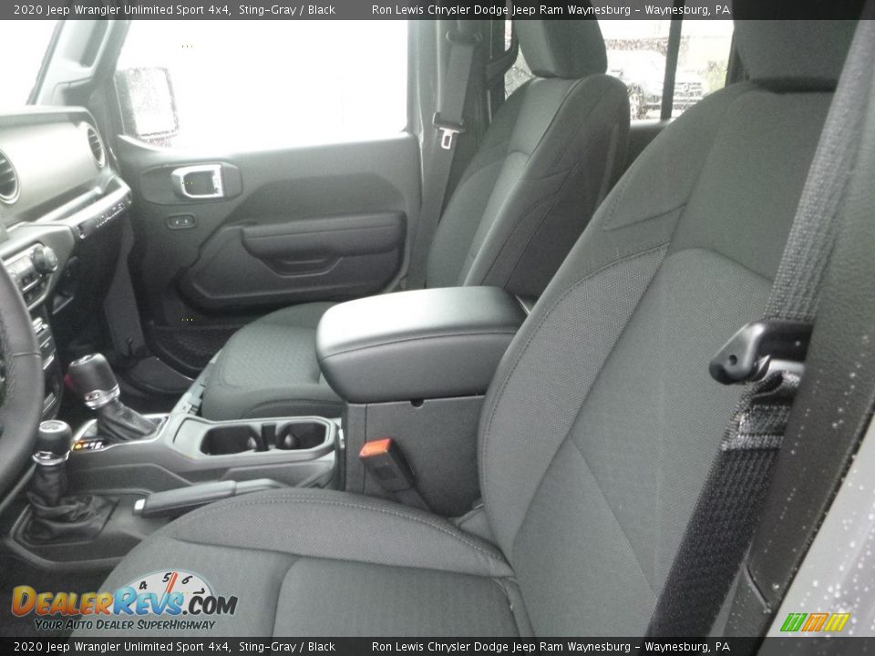 Front Seat of 2020 Jeep Wrangler Unlimited Sport 4x4 Photo #13