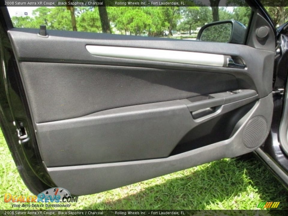 2008 Saturn Astra XR Coupe Black Sapphire / Charcoal Photo #28