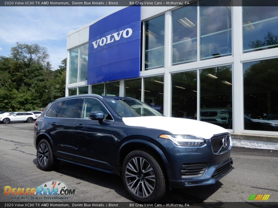 Front 3/4 View of 2020 Volvo XC90 T6 AWD Momentum Photo #1