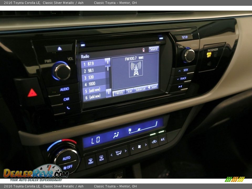2016 Toyota Corolla LE Classic Silver Metallic / Ash Photo #8