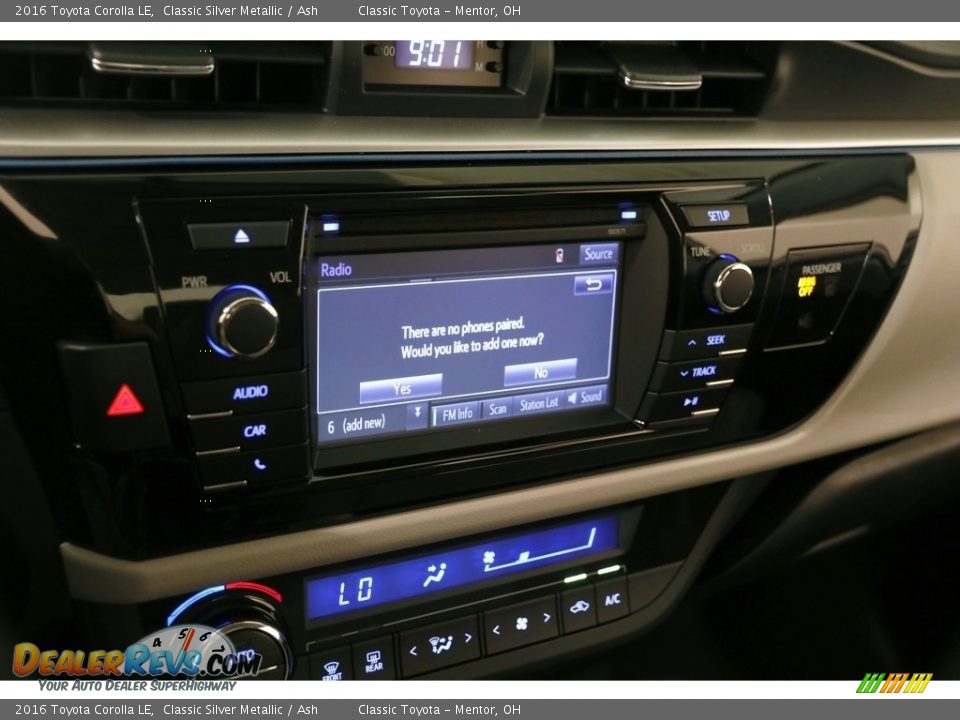2016 Toyota Corolla LE Classic Silver Metallic / Ash Photo #10