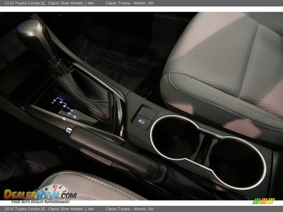 2016 Toyota Corolla LE Classic Silver Metallic / Ash Photo #12