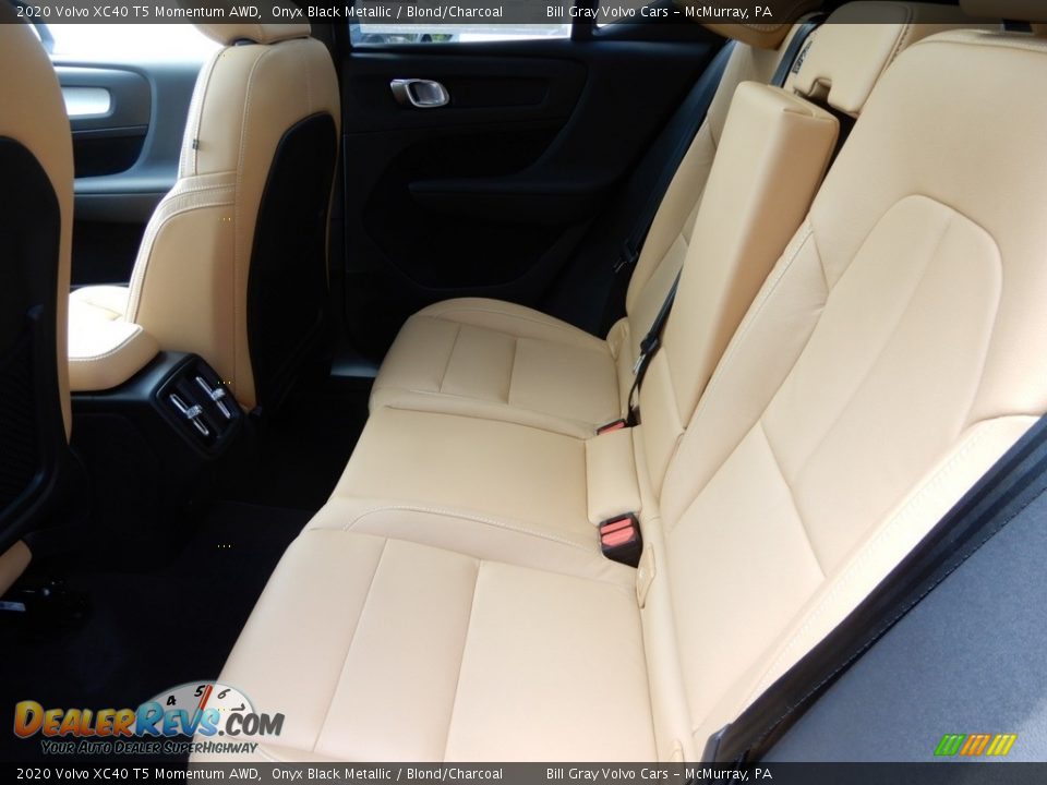 2020 Volvo XC40 T5 Momentum AWD Onyx Black Metallic / Blond/Charcoal Photo #8