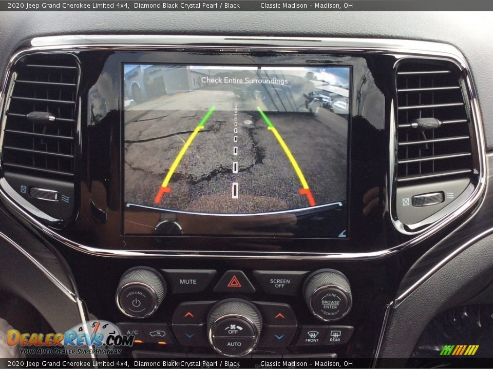 Controls of 2020 Jeep Grand Cherokee Limited 4x4 Photo #18