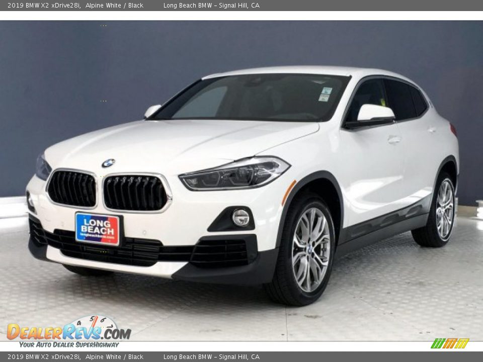 Front 3/4 View of 2019 BMW X2 xDrive28i Photo #12