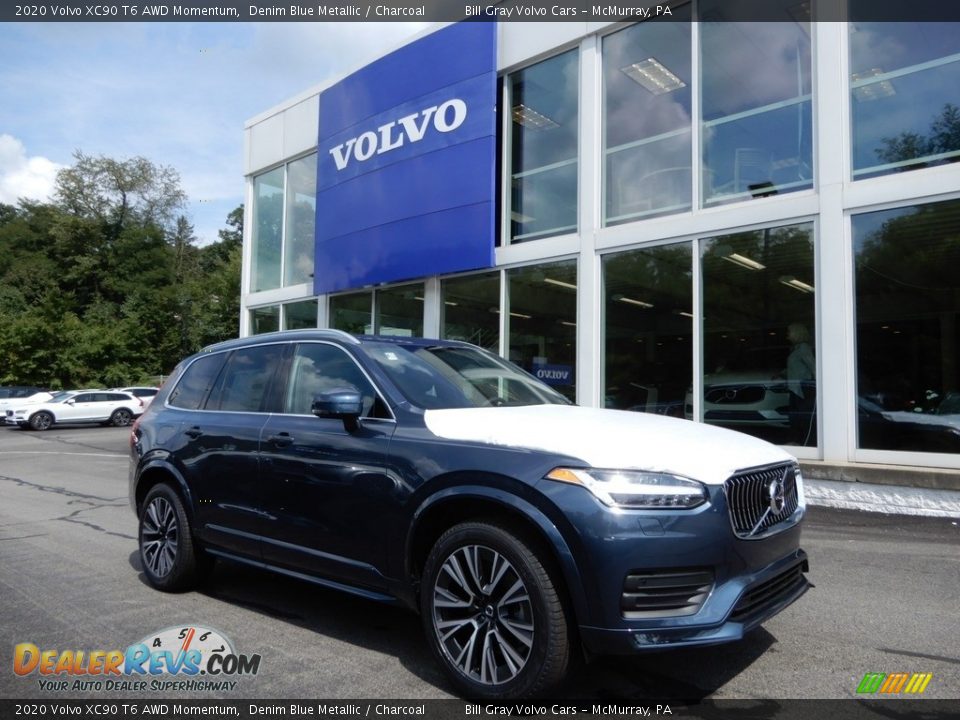 Front 3/4 View of 2020 Volvo XC90 T6 AWD Momentum Photo #1