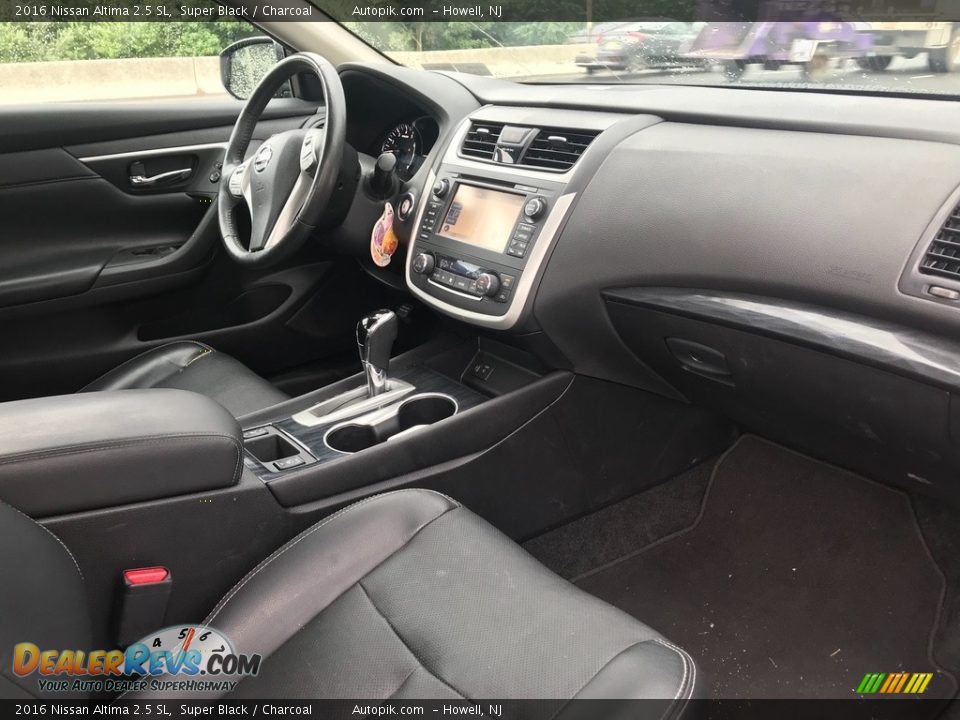 2016 Nissan Altima 2.5 SL Super Black / Charcoal Photo #8
