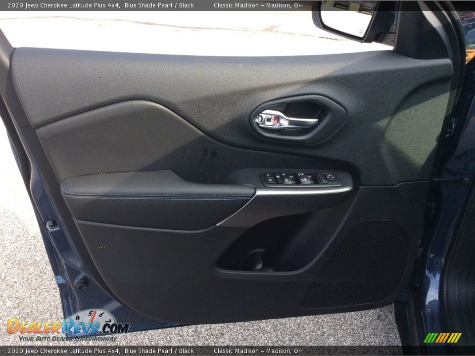 2020 Jeep Cherokee Latitude Plus 4x4 Blue Shade Pearl / Black Photo #10