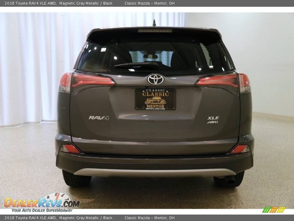 2018 Toyota RAV4 XLE AWD Magnetic Gray Metallic / Black Photo #17