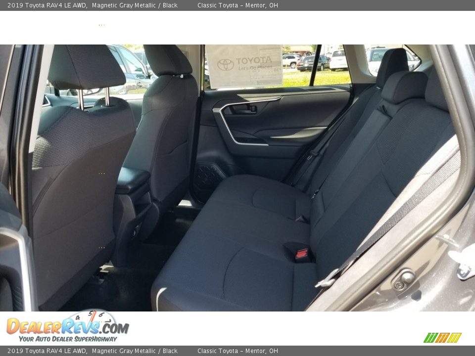 2019 Toyota RAV4 LE AWD Magnetic Gray Metallic / Black Photo #3