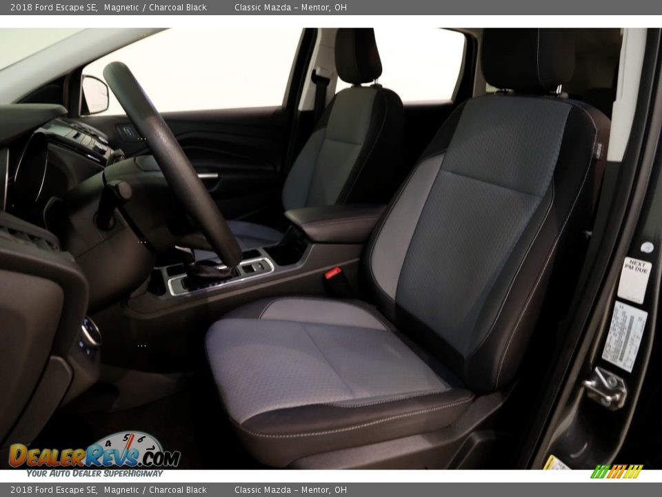 2018 Ford Escape SE Magnetic / Charcoal Black Photo #6