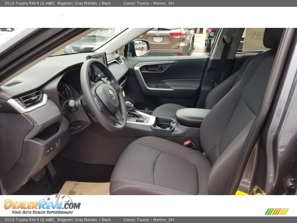 2019 Toyota RAV4 LE AWD Magnetic Gray Metallic / Black Photo #2