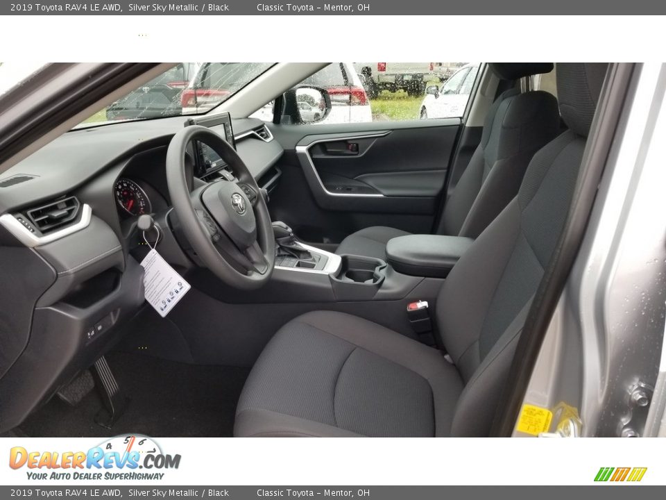 2019 Toyota RAV4 LE AWD Silver Sky Metallic / Black Photo #2